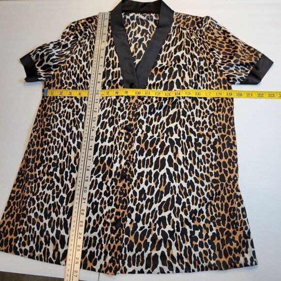 Vanity Fair Leopard Top Button Front Short Sleeve Vneck 70s Vintage Mobwife - Picture 5 of 8